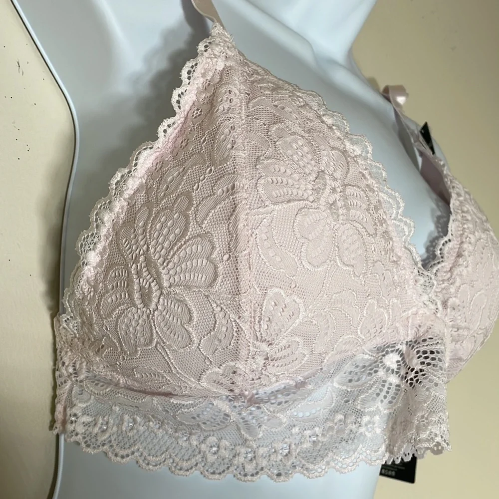 Laura Ashley Sexy Wireless Lace Bralette. 3X. NWT.